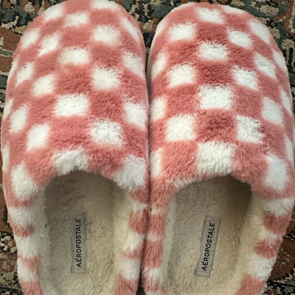 Aeropostale Fuzzy Pink and White Slippers